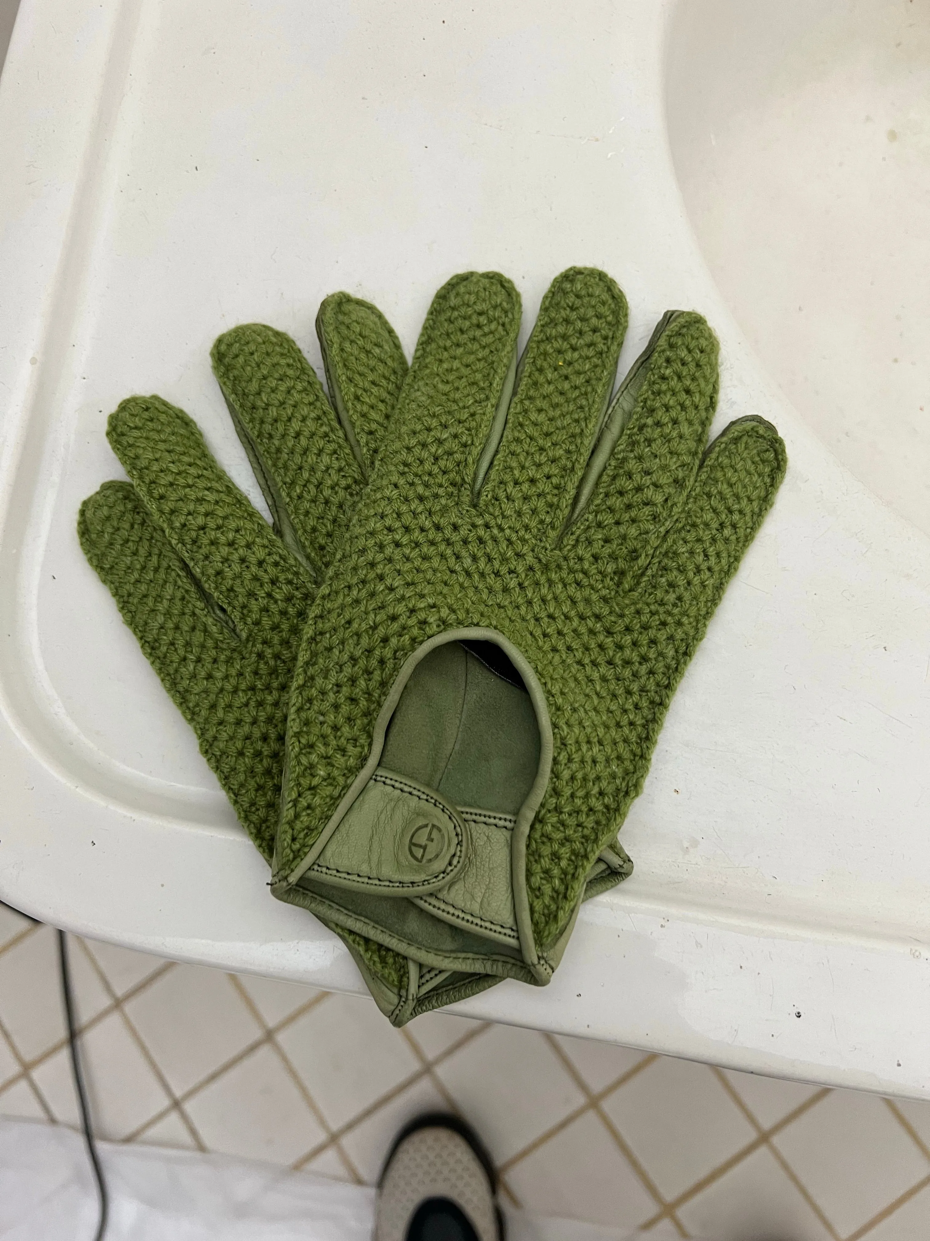1980s Armani Tonal Green Gloves - Size M