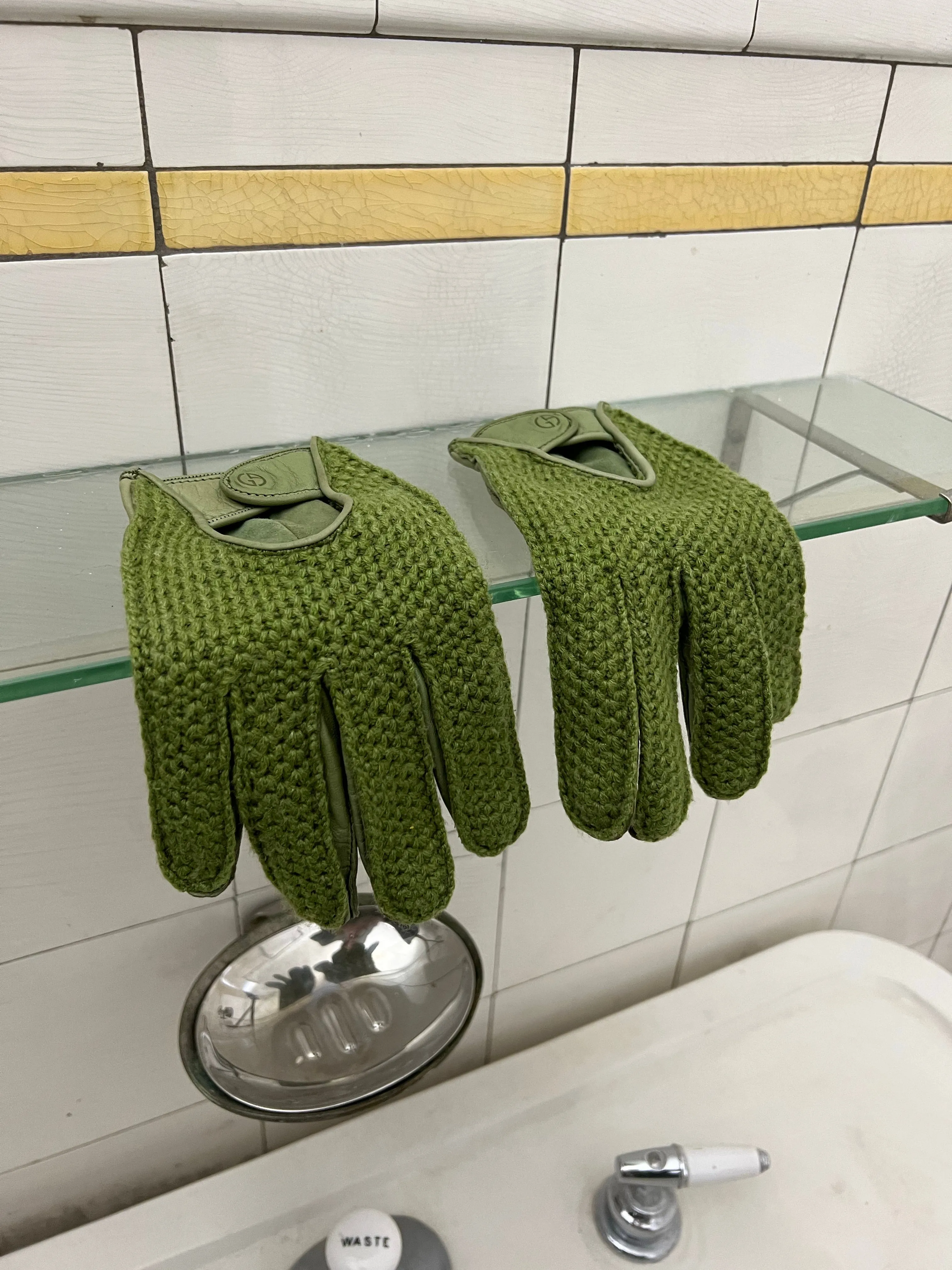1980s Armani Tonal Green Gloves - Size M