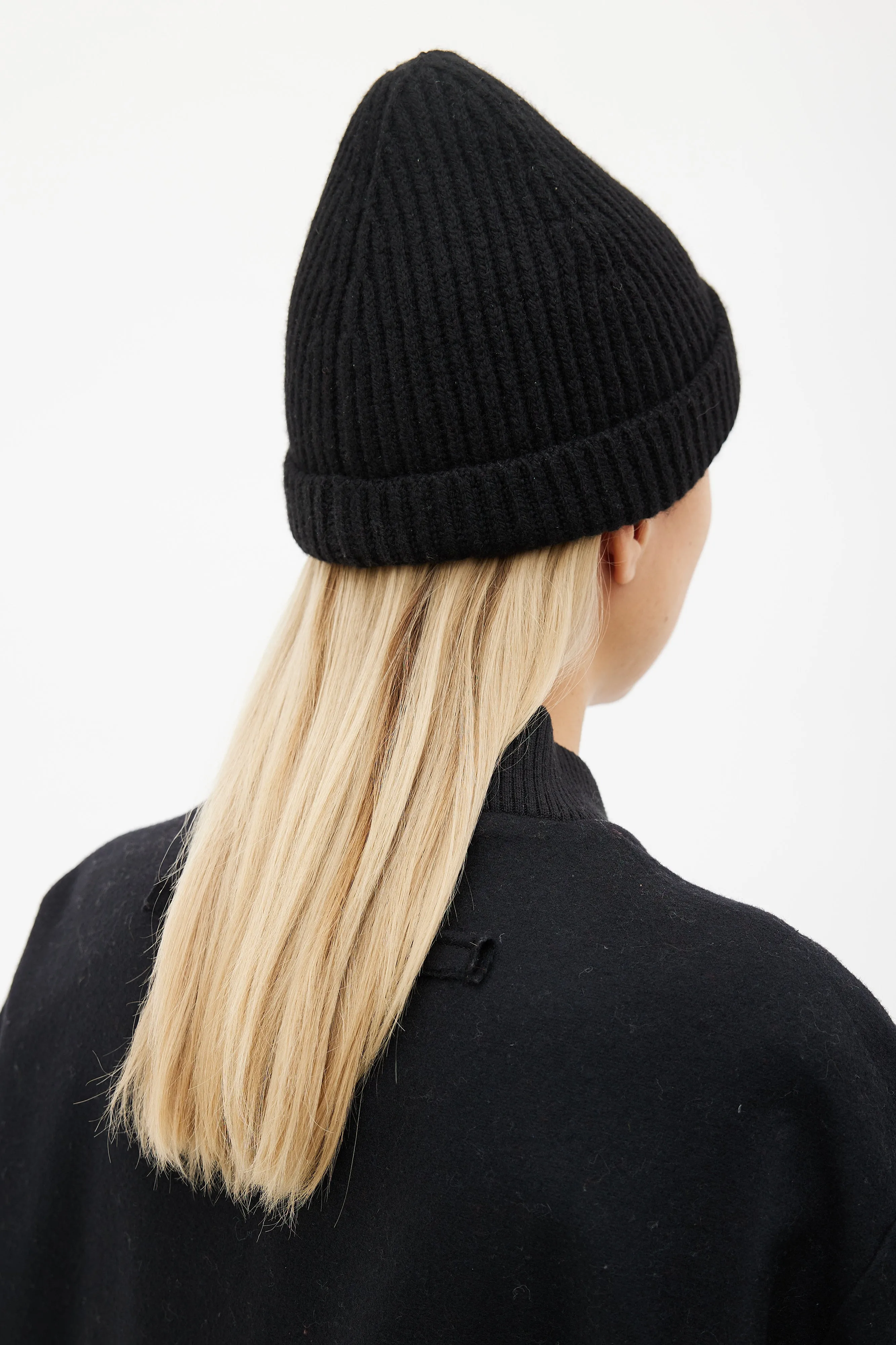 Black Fisher Cashmere Beanie