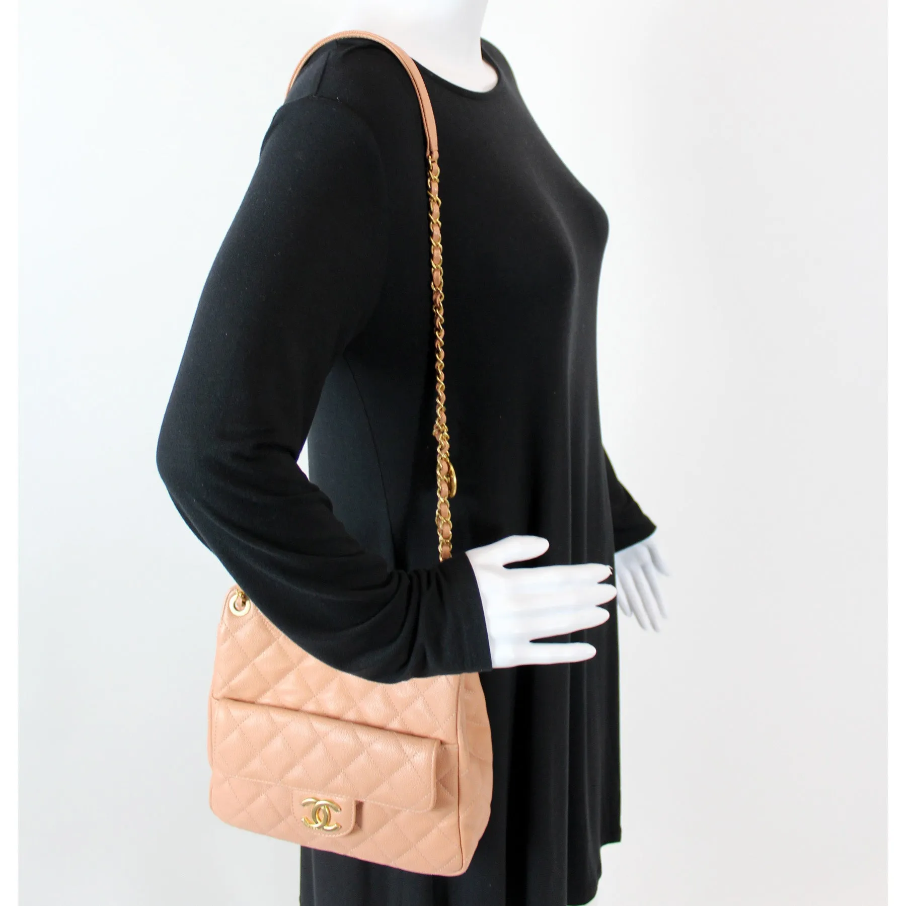 CC Wavy Hobo Quilted Caviar