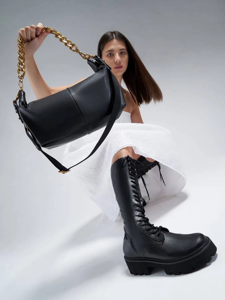 Chunky Chain Link Hobo Bag