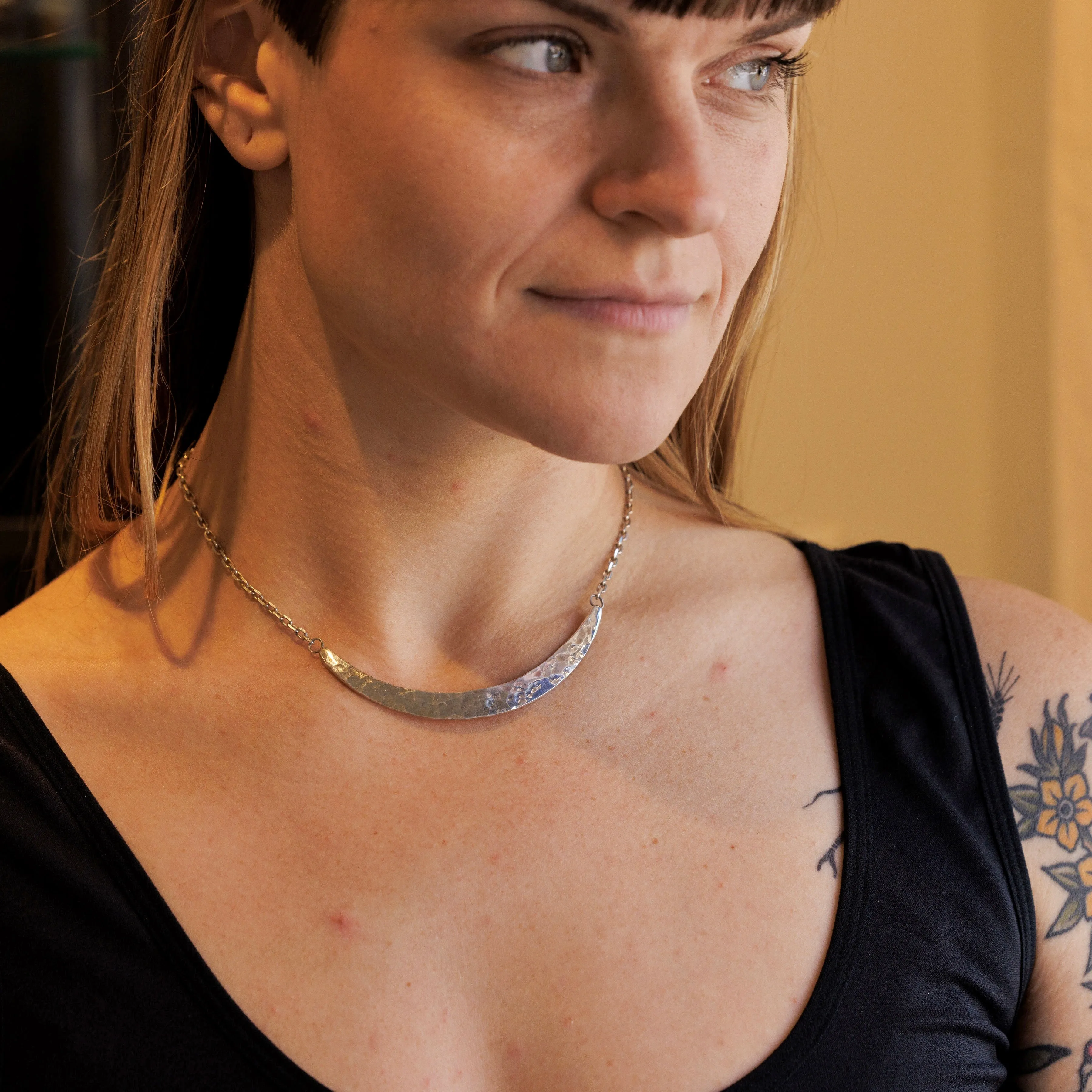 Curve Necklace Bold