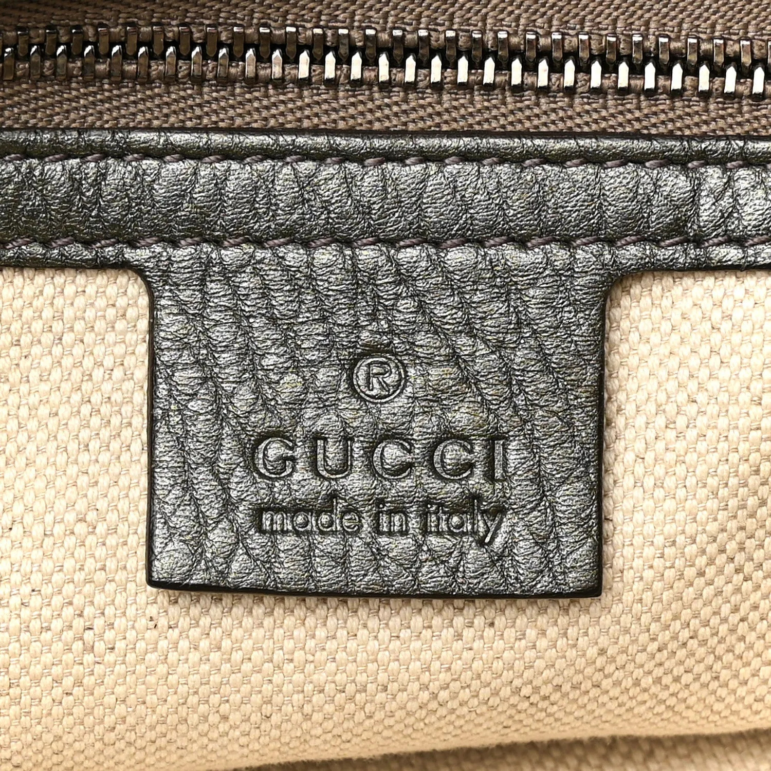 Gucci Metallic Pebbled Calfskin Medium