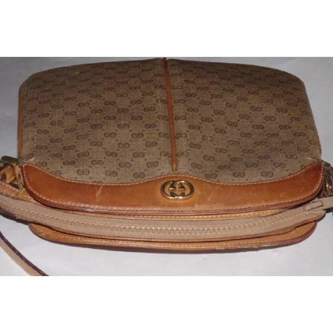 SALE! Gucci Brown Micro Guccissima Leather Crossbody w Compartments
