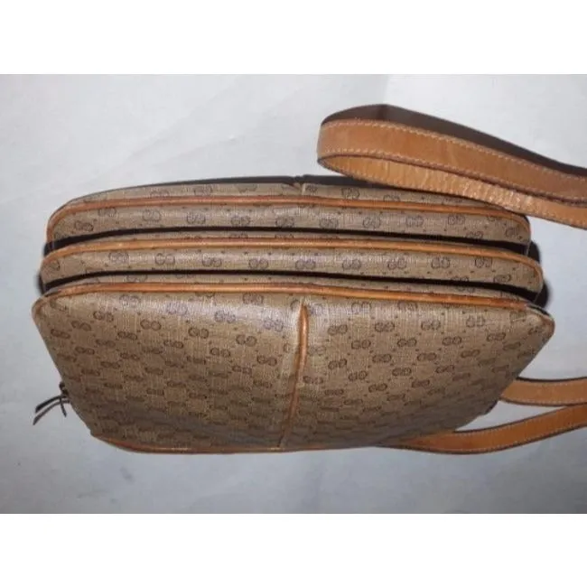 SALE! Gucci Brown Micro Guccissima Leather Crossbody w Compartments