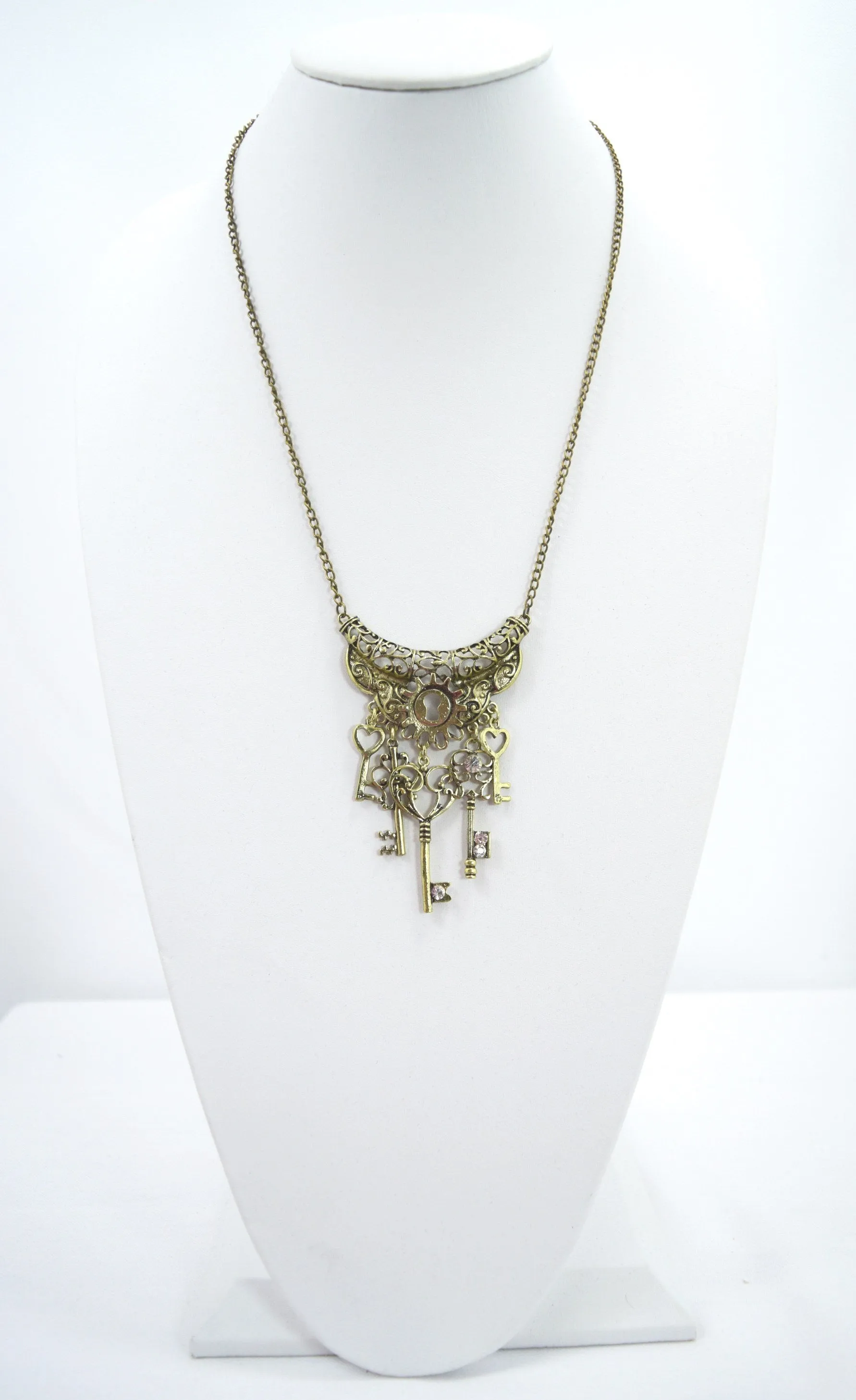 Steampunk Vintage Key To Your Heart Antique Keys and Cog Charm Pirate Keys Necklace